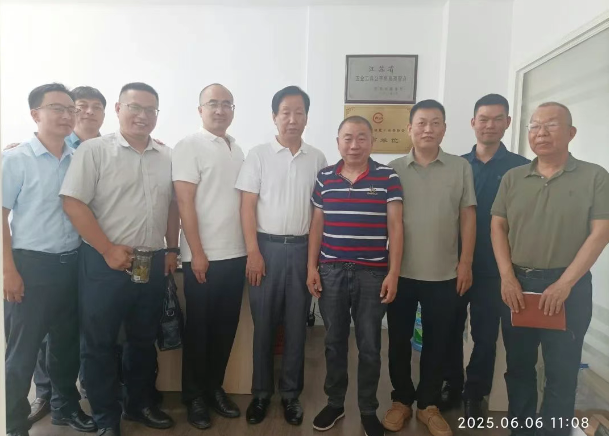鄭州華晶金剛石股份有限公司一行到訪丹陽考察交流